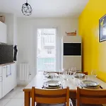 Nicolas - 2 Chambres, Balcon, Parking Prive, Clim *