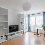Nicolas - 2 Chambres, Balcon, Parking Prive, Clim *