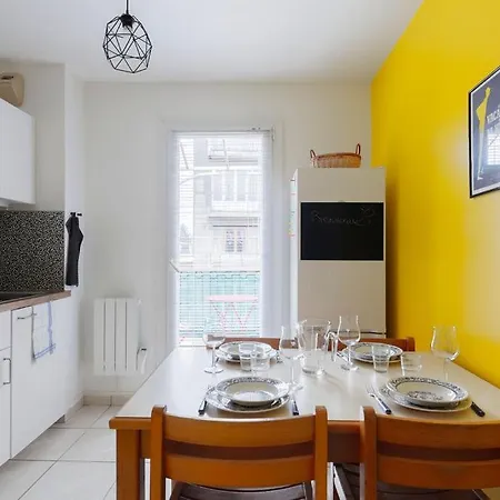 Nicolas - 2 Chambres, Balcon, Parking Prive, Clim *