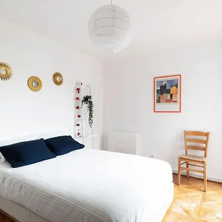 Apartment Nicolas - 2 Chambres, Balcon, Parking Prive, Clim