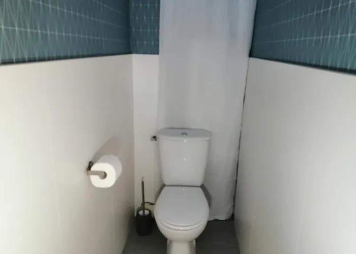 Nicolas - 2 Chambres, Balcon, Parking Prive, Clim *