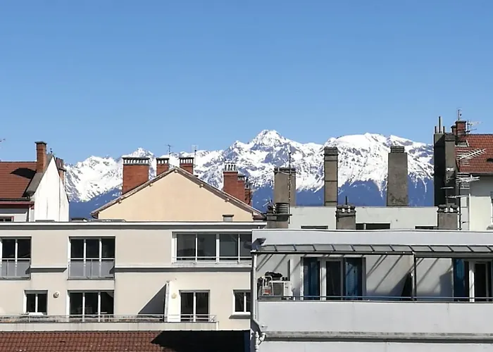 Nicolas - 2 Chambres, Balcon, Parking Prive, Clim Apartment